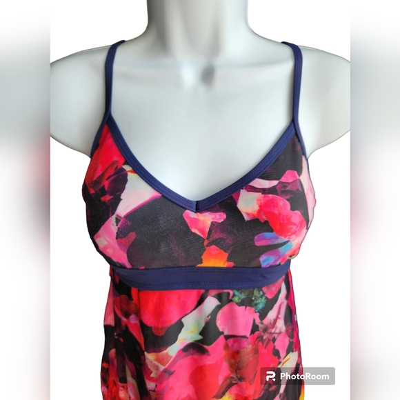 Athleta Mystique Shorebreak Pink Red Navy Athletic Lycra Dress Size XS - Picture 5 of 5